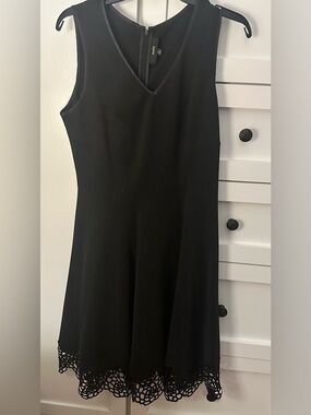 Sleeveless Black V-Neck Mini Dress